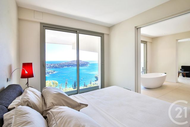 maison à vendre - 6 pièces - 460.0 m2 - VILLEFRANCHE SUR MER - 06 - PROVENCE-ALPES-COTE-D-AZUR - Century 21 Lafage Transactions maison à vendre - 6 pièces - 460.0 m2 - VILLEFRANCHE SUR MER - 06 - PROVENCE-ALPES-COTE-D-AZUR - Century 21 Lafage Transactions
