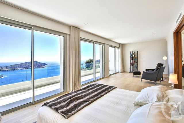 maison à vendre - 6 pièces - 460.0 m2 - VILLEFRANCHE SUR MER - 06 - PROVENCE-ALPES-COTE-D-AZUR - Century 21 Lafage Transactions maison à vendre - 6 pièces - 460.0 m2 - VILLEFRANCHE SUR MER - 06 - PROVENCE-ALPES-COTE-D-AZUR - Century 21 Lafage Transactions