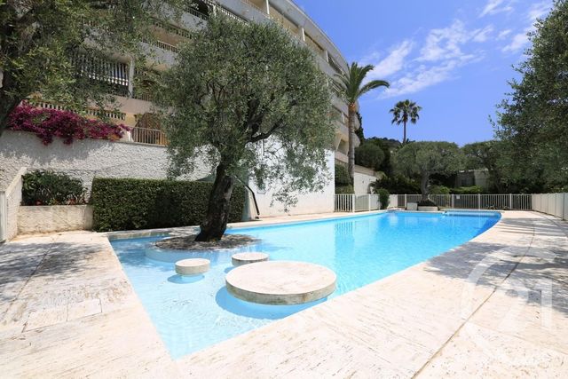 Studio à vendre - 1 pièce - 30.85 m2 - NICE - 06 - PROVENCE-ALPES-COTE-D-AZUR - Century 21 Lafage Transactions Studio à vendre - 1 pièce - 30.85 m2 - NICE - 06 - PROVENCE-ALPES-COTE-D-AZUR - Century 21 Lafage Transactions