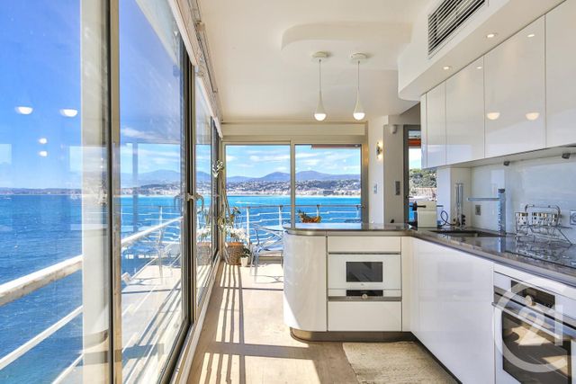 Appartement F3 à vendre - 3 pièces - 69.0 m2 - NICE - 06 - PROVENCE-ALPES-COTE-D-AZUR - Century 21 Lafage Transactions Appartement F3 à vendre - 3 pièces - 69.0 m2 - NICE - 06 - PROVENCE-ALPES-COTE-D-AZUR - Century 21 Lafage Transactions