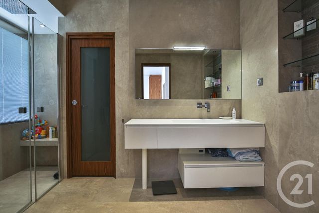 Appartement F3 à vendre - 3 pièces - 69.0 m2 - NICE - 06 - PROVENCE-ALPES-COTE-D-AZUR - Century 21 Lafage Transactions Appartement F3 à vendre - 3 pièces - 69.0 m2 - NICE - 06 - PROVENCE-ALPES-COTE-D-AZUR - Century 21 Lafage Transactions