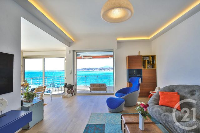 Appartement F3 à vendre - 3 pièces - 69.0 m2 - NICE - 06 - PROVENCE-ALPES-COTE-D-AZUR - Century 21 Lafage Transactions Appartement F3 à vendre - 3 pièces - 69.0 m2 - NICE - 06 - PROVENCE-ALPES-COTE-D-AZUR - Century 21 Lafage Transactions