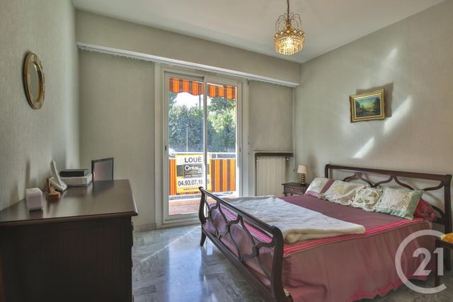 Appartement F2 à louer - 2 pièces - 51.01 m2 - NICE - 06 - PROVENCE-ALPES-COTE-D-AZUR - Century 21 Lafage Transactions Appartement F2 à louer - 2 pièces - 51.01 m2 - NICE - 06 - PROVENCE-ALPES-COTE-D-AZUR - Century 21 Lafage Transactions