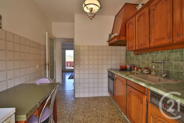 Appartement F2 à louer - 2 pièces - 51.01 m2 - NICE - 06 - PROVENCE-ALPES-COTE-D-AZUR - Century 21 Lafage Transactions Appartement F2 à louer - 2 pièces - 51.01 m2 - NICE - 06 - PROVENCE-ALPES-COTE-D-AZUR - Century 21 Lafage Transactions