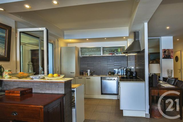 Appartement F2 à vendre - 2 pièces - 90.0 m2 - NICE - 06 - PROVENCE-ALPES-COTE-D-AZUR - Century 21 Lafage Transactions Appartement F2 à vendre - 2 pièces - 90.0 m2 - NICE - 06 - PROVENCE-ALPES-COTE-D-AZUR - Century 21 Lafage Transactions