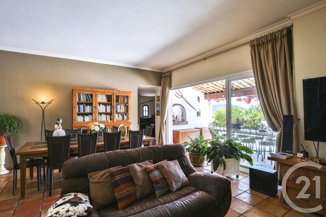 maison à vendre - 6 pièces - 214.13 m2 - NICE - 06 - PROVENCE-ALPES-COTE-D-AZUR - Century 21 Lafage Transactions maison à vendre - 6 pièces - 214.13 m2 - NICE - 06 - PROVENCE-ALPES-COTE-D-AZUR - Century 21 Lafage Transactions