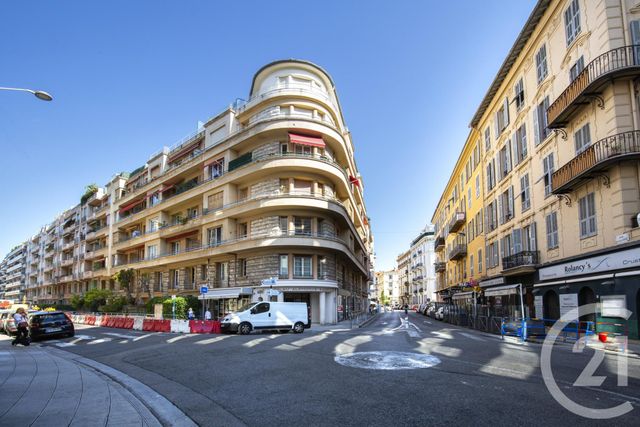 Afficher la photo en grand Appartement F4 à vendre - 4 pièces - 130.35 m2 - NICE - 06 - PROVENCE-ALPES-COTE-D-AZUR - Century 21 Lafage Transactions