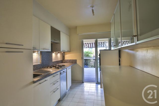 Afficher la photo en grand Appartement F2 à vendre - 2 pièces - 65.0 m2 - NICE - 06 - PROVENCE-ALPES-COTE-D-AZUR - Century 21 Lafage Transactions