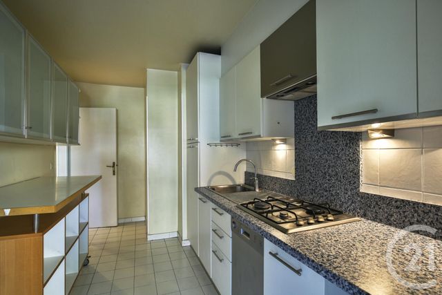 Afficher la photo en grand Appartement F2 à vendre - 2 pièces - 65.0 m2 - NICE - 06 - PROVENCE-ALPES-COTE-D-AZUR - Century 21 Lafage Transactions