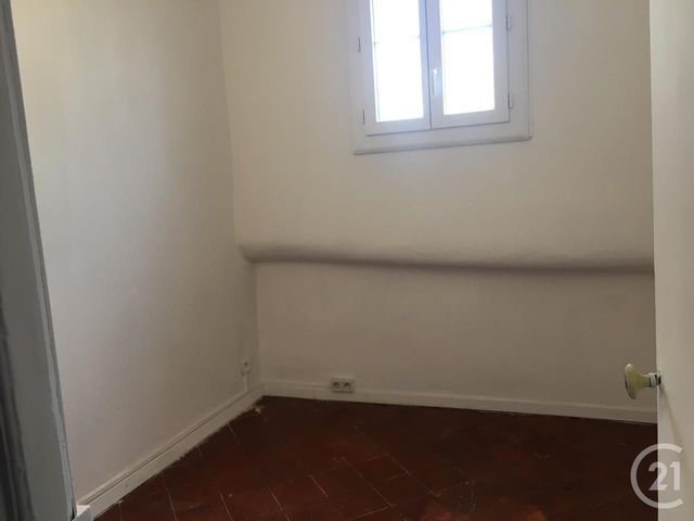 Afficher la photo en grand Appartement F2 à louer - 2 pièces - 25.85 m2 - NICE - 06 - PROVENCE-ALPES-COTE-D-AZUR - Century 21 Lafage Transactions