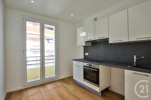 Afficher la photo en grand Appartement F2 à louer - 2 pièces - 38.68 m2 - NICE - 06 - PROVENCE-ALPES-COTE-D-AZUR - Century 21 Lafage Transactions