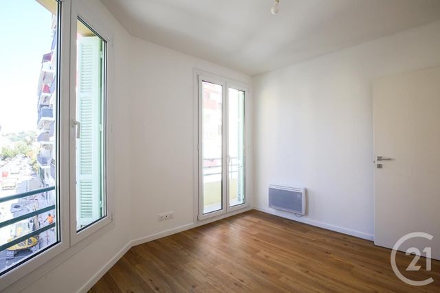 Afficher la photo en grand Appartement F2 à louer - 2 pièces - 38.68 m2 - NICE - 06 - PROVENCE-ALPES-COTE-D-AZUR - Century 21 Lafage Transactions