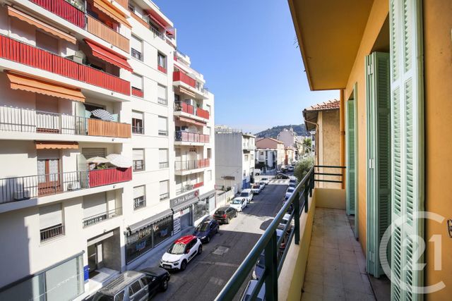 Afficher la photo en grand Appartement F2 à louer - 2 pièces - 38.68 m2 - NICE - 06 - PROVENCE-ALPES-COTE-D-AZUR - Century 21 Lafage Transactions