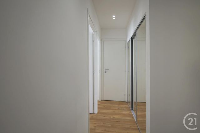 Afficher la photo en grand Appartement F2 à louer - 2 pièces - 38.68 m2 - NICE - 06 - PROVENCE-ALPES-COTE-D-AZUR - Century 21 Lafage Transactions