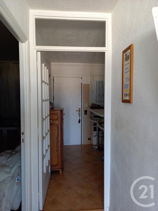 Afficher la photo en grand Appartement F2 à louer - 2 pièces - 43.0 m2 - NICE - 06 - PROVENCE-ALPES-COTE-D-AZUR - Century 21 Lafage Transactions