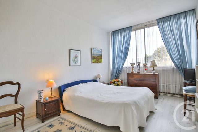 Afficher la photo en grand Appartement F4 à vendre - 4 pièces - 144.71 m2 - NICE - 06 - PROVENCE-ALPES-COTE-D-AZUR - Century 21 Lafage Transactions