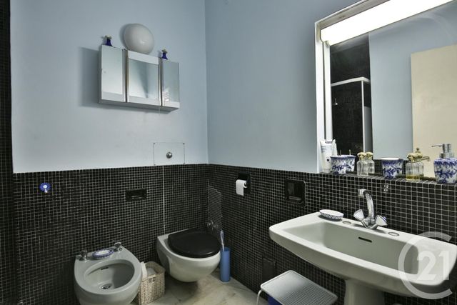 Afficher la photo en grand Appartement F4 à vendre - 4 pièces - 144.71 m2 - NICE - 06 - PROVENCE-ALPES-COTE-D-AZUR - Century 21 Lafage Transactions