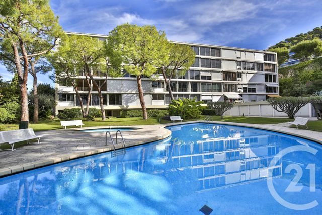 Afficher la photo en grand Appartement F4 à vendre - 4 pièces - 144.71 m2 - NICE - 06 - PROVENCE-ALPES-COTE-D-AZUR - Century 21 Lafage Transactions