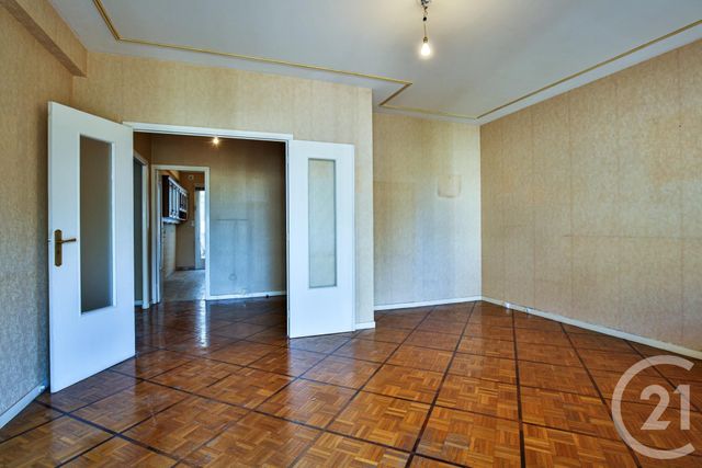Afficher la photo en grand Appartement F3 à vendre - 3 pièces - 75.1 m2 - NICE - 06 - PROVENCE-ALPES-COTE-D-AZUR - Century 21 Lafage Transactions