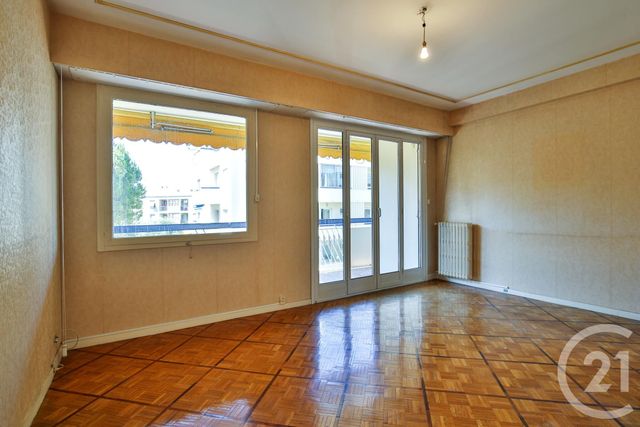 Afficher la photo en grand Appartement F3 à vendre - 3 pièces - 75.1 m2 - NICE - 06 - PROVENCE-ALPES-COTE-D-AZUR - Century 21 Lafage Transactions