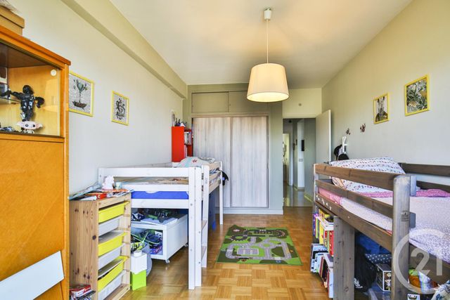 Afficher la photo en grand Appartement F3 à vendre - 3 pièces - 89.39 m2 - NICE - 06 - PROVENCE-ALPES-COTE-D-AZUR - Century 21 Lafage Transactions