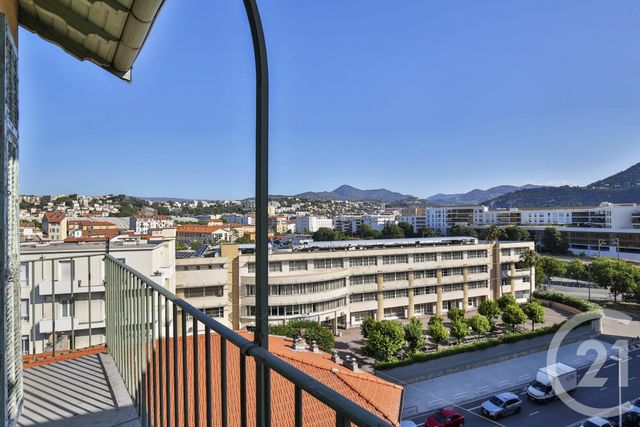 Afficher la photo en grand Appartement F2 à vendre - 2 pièces - 50.16 m2 - NICE - 06 - PROVENCE-ALPES-COTE-D-AZUR - Century 21 Lafage Transactions