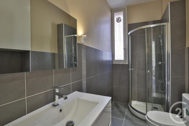 Afficher la photo en grand Appartement F2 à vendre - 2 pièces - 58.0 m2 - VILLEFRANCHE SUR MER - 06 - PROVENCE-ALPES-COTE-D-AZUR - Century 21 Lafage Transactions