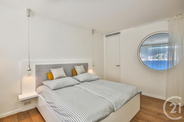 Afficher la photo en grand Appartement F3 à vendre - 3 pièces - 78.79 m2 - ST JEAN CAP FERRAT - 06 - PROVENCE-ALPES-COTE-D-AZUR - Century 21 Lafage Transactions