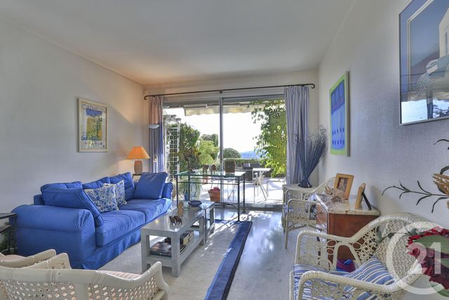 Afficher la photo en grand Appartement F2 à vendre - 2 pièces - 53.7 m2 - VILLEFRANCHE SUR MER - 06 - PROVENCE-ALPES-COTE-D-AZUR - Century 21 Lafage Transactions