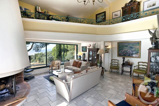 maison à vendre - 5 pièces - 216.52 m2 - NICE - 06 - PROVENCE-ALPES-COTE-D-AZUR - Century 21 Lafage Transactions