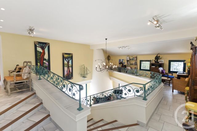 maison à vendre - 5 pièces - 216.52 m2 - NICE - 06 - PROVENCE-ALPES-COTE-D-AZUR - Century 21 Lafage Transactions