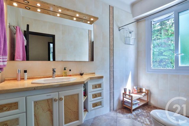 Appartement F2 à vendre - 2 pièces - 60.57 m2 - NICE - 06 - PROVENCE-ALPES-COTE-D-AZUR - Century 21 Lafage Transactions