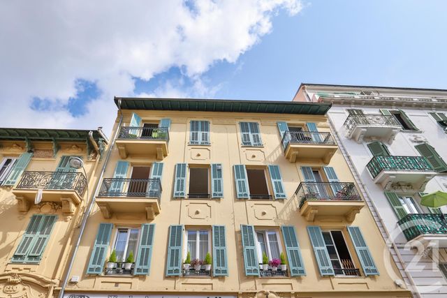 Appartement F4 à vendre - 4 pièces - 77.11 m2 - NICE - 06 - PROVENCE-ALPES-COTE-D-AZUR - Century 21 Lafage Transactions