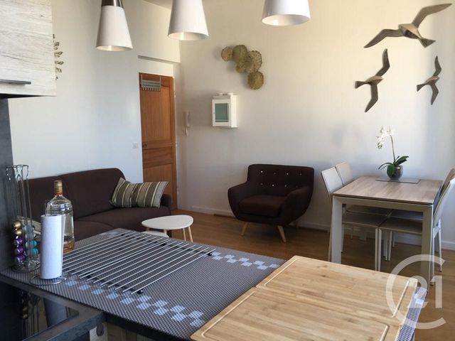 Appartement F2 à louer - 2 pièces - 27.25 m2 - NICE - 06 - PROVENCE-ALPES-COTE-D-AZUR - Century 21 Lafage Transactions