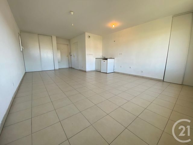 Appartement F1 à louer - 1 pièce - 34.2 m2 - NICE - 06 - PROVENCE-ALPES-COTE-D-AZUR - Century 21 Lafage Transactions