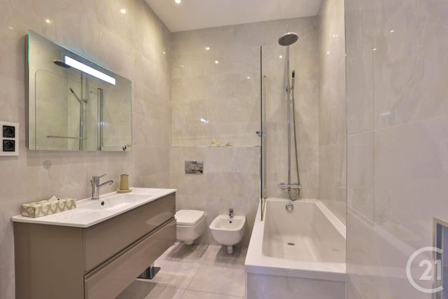 Appartement F3 à vendre - 3 pièces - 90.13 m2 - NICE - 06 - PROVENCE-ALPES-COTE-D-AZUR - Century 21 Lafage Transactions