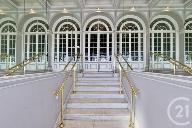 Appartement F4 à vendre - 4 pièces - 126.38 m2 - NICE - 06 - PROVENCE-ALPES-COTE-D-AZUR - Century 21 Lafage Transactions