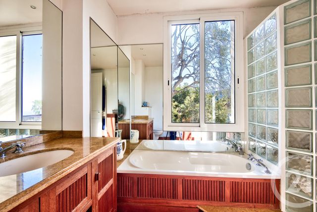 maison à vendre - 5 pièces - 171.62 m2 - NICE - 06 - PROVENCE-ALPES-COTE-D-AZUR - Century 21 Lafage Transactions