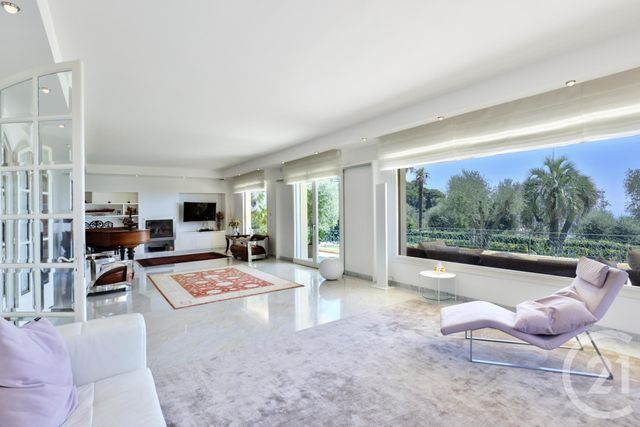 maison à vendre - 8 pièces - 300.0 m2 - VILLEFRANCHE SUR MER - 06 - PROVENCE-ALPES-COTE-D-AZUR - Century 21 Lafage Transactions