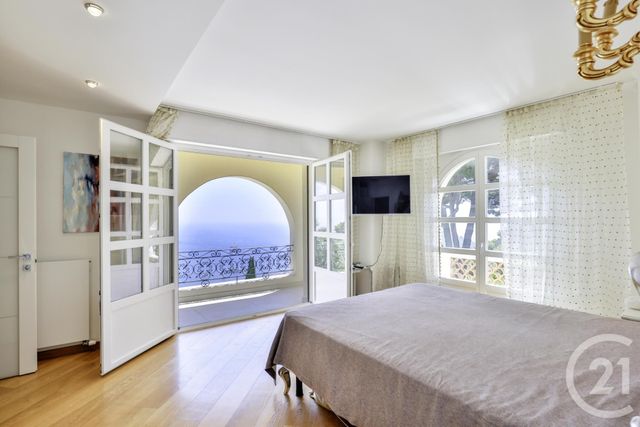 maison à vendre - 8 pièces - 300.0 m2 - VILLEFRANCHE SUR MER - 06 - PROVENCE-ALPES-COTE-D-AZUR - Century 21 Lafage Transactions