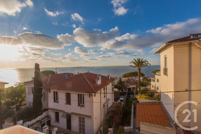 Afficher la photo en grand Appartement F1 à vendre - 1 pièce - 27.25 m2 - NICE - 06 - PROVENCE-ALPES-COTE-D-AZUR - Century 21 Lafage Transactions