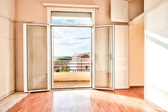 Appartement F2 à vendre - 2 pièces - 43.17 m2 - NICE - 06 - PROVENCE-ALPES-COTE-D-AZUR - Century 21 Lafage Transactions