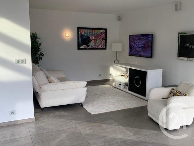 maison à louer - 5 pièces - 215.69 m2 - VILLEFRANCHE SUR MER - 06 - PROVENCE-ALPES-COTE-D-AZUR - Century 21 Lafage Transactions