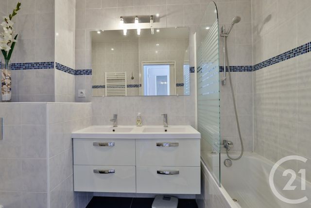 Appartement F3 à vendre - 3 pièces - 86.65 m2 - NICE - 06 - PROVENCE-ALPES-COTE-D-AZUR - Century 21 Lafage Transactions