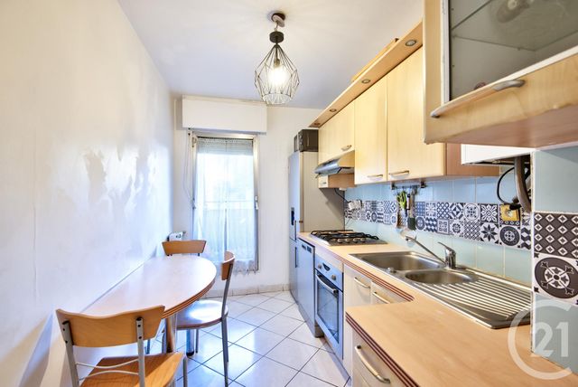 Appartement F4 à vendre - 4 pièces - 80.16 m2 - NICE - 06 - PROVENCE-ALPES-COTE-D-AZUR - Century 21 Lafage Transactions