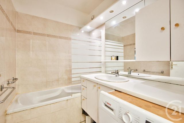 Appartement F4 à vendre - 4 pièces - 80.16 m2 - NICE - 06 - PROVENCE-ALPES-COTE-D-AZUR - Century 21 Lafage Transactions