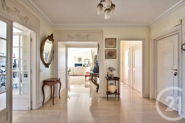 Appartement F6 à vendre - 6 pièces - 215.28 m2 - NICE - 06 - PROVENCE-ALPES-COTE-D-AZUR - Century 21 Lafage Transactions