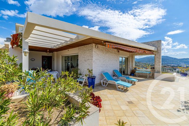 Appartement F6 à vendre - 6 pièces - 215.28 m2 - NICE - 06 - PROVENCE-ALPES-COTE-D-AZUR - Century 21 Lafage Transactions