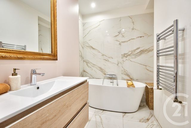 Appartement F4 à vendre - 4 pièces - 134.29 m2 - NICE - 06 - PROVENCE-ALPES-COTE-D-AZUR - Century 21 Lafage Transactions