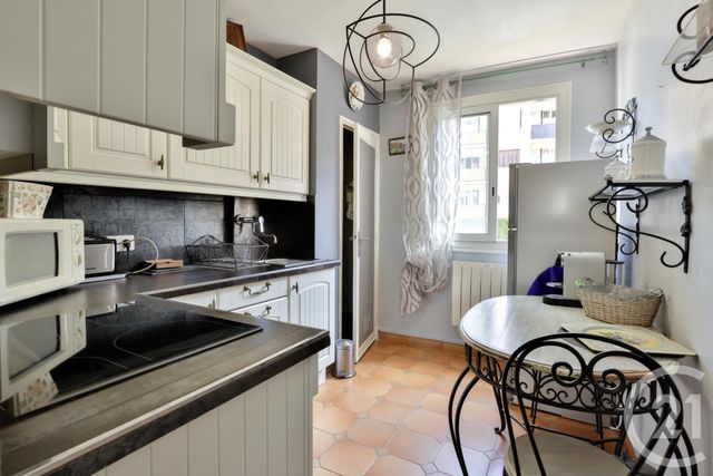 Appartement F3 à vendre - 3 pièces - 82.43 m2 - VILLEFRANCHE SUR MER - 06 - PROVENCE-ALPES-COTE-D-AZUR - Century 21 Lafage Transactions